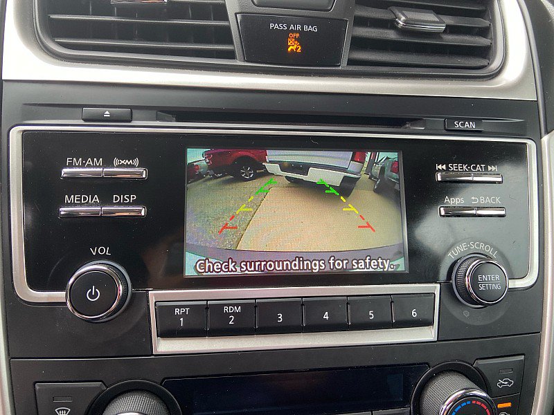 Used 2016 Nissan Altima 2.5 SL w/ Moonroof Package FWD image 18