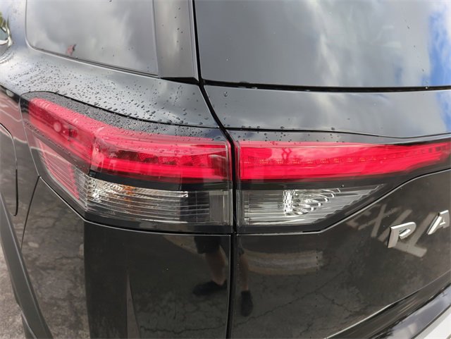 New 2025 Nissan Pathfinder SL image 13