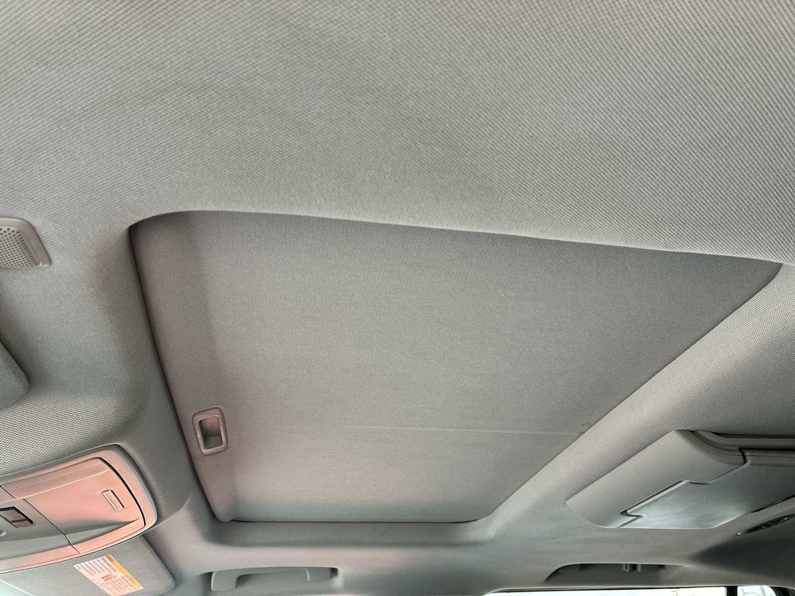 Used 2015 Chevrolet Suburban LTZ AWD/4WD image 16