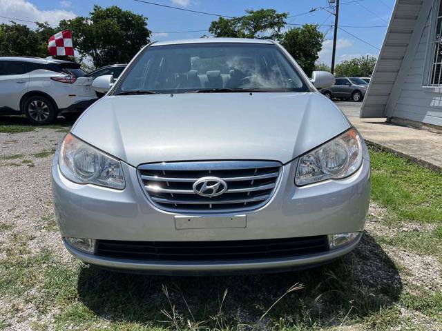 Used 2010 Hyundai Elantra GLS FWD image 3