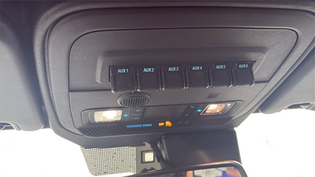 Used 2023 Ford Bronco Wildtrak image 16