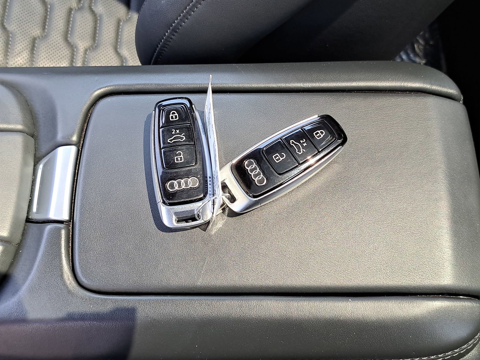 Certified 2023 Audi e-tron GT Premium Plus AWD/4WD image 37