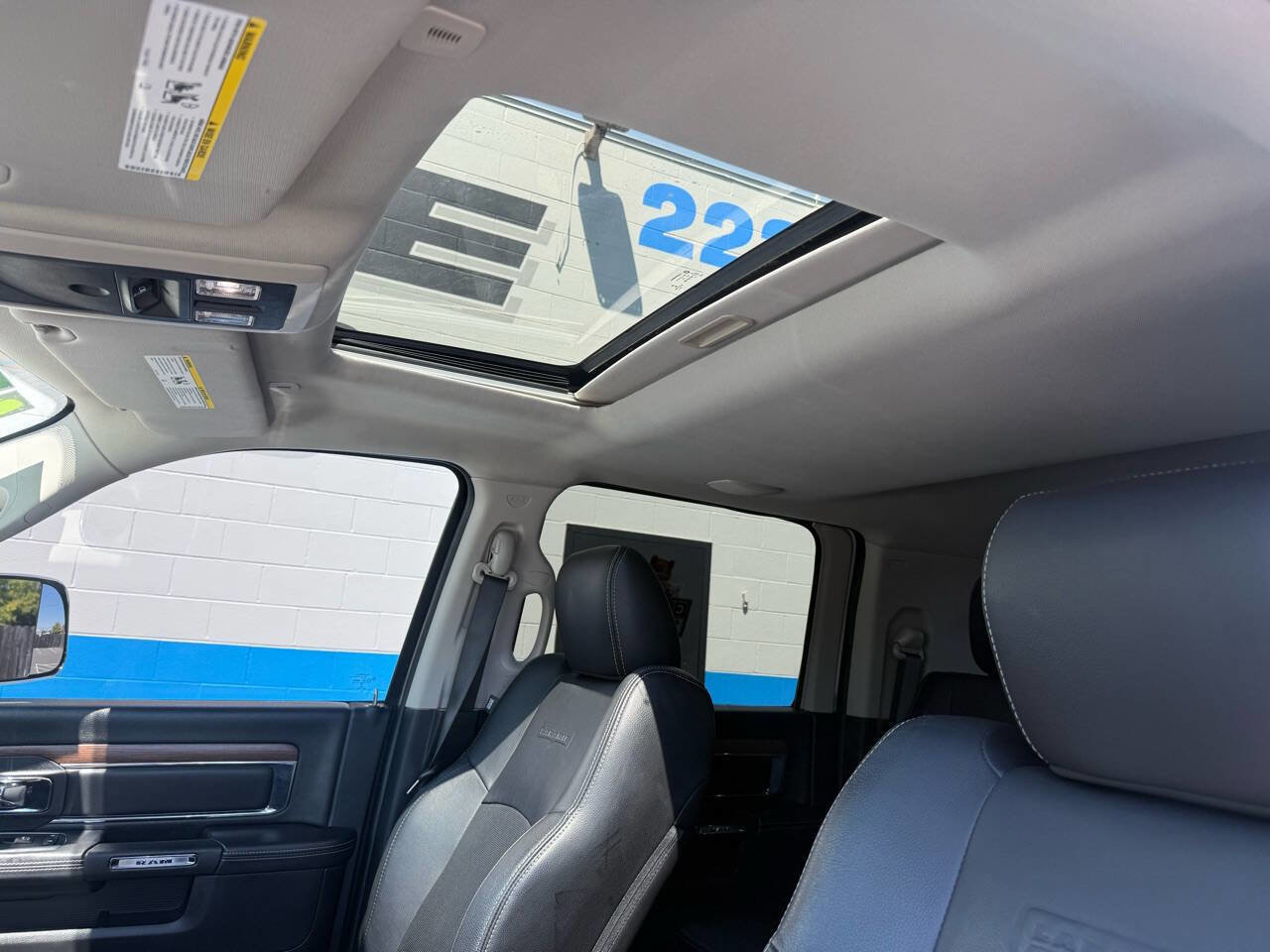 Used 2017 RAM 2500 Laramie image 11