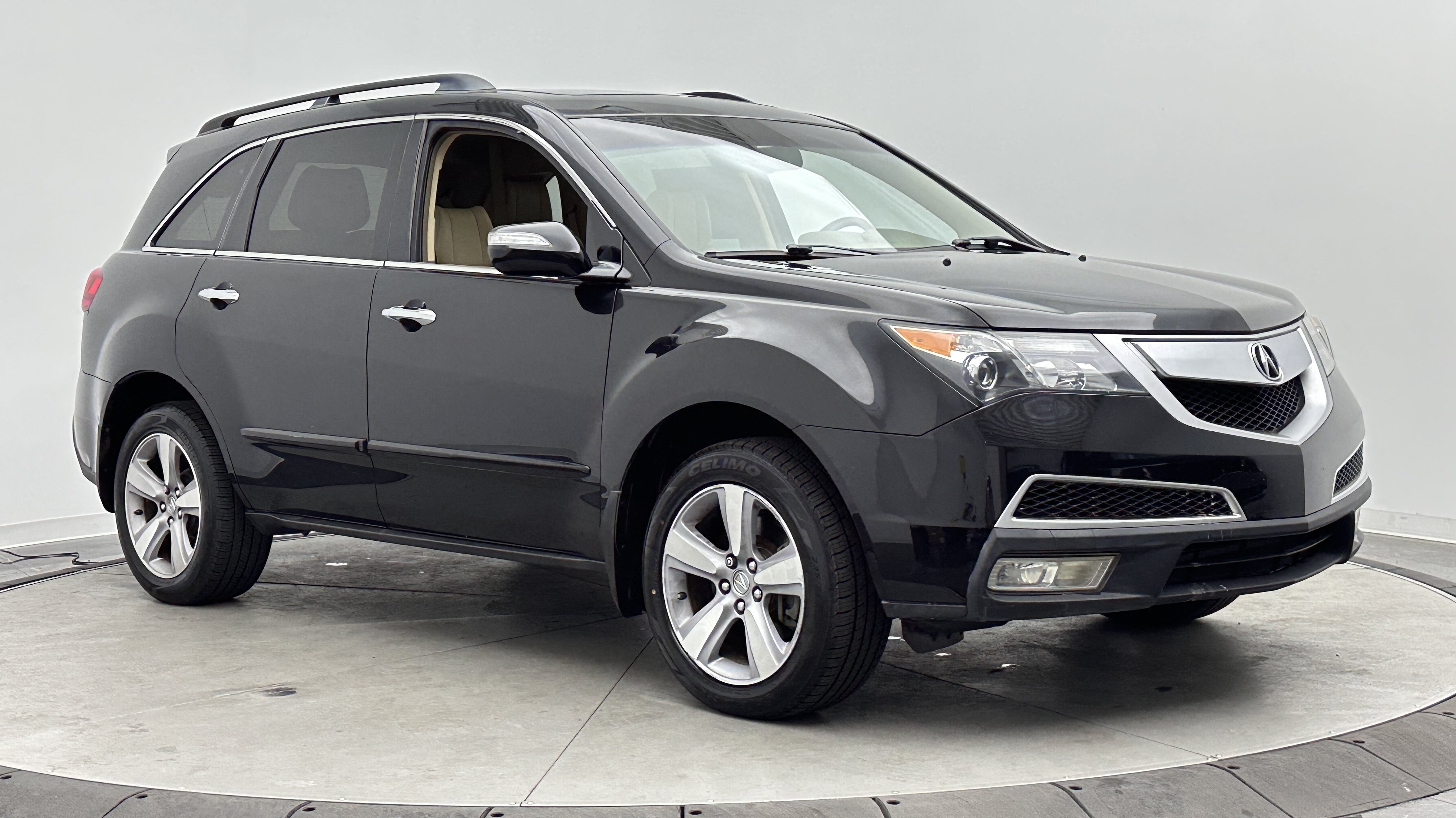 Used 2011 Acura MDX w/ Technology Package AWD/4WD image 3