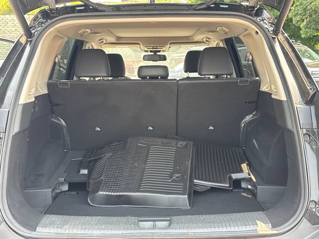 Used 2023 Nissan Rogue Platinum w/ Platinum Premium Package AWD/4WD image 12