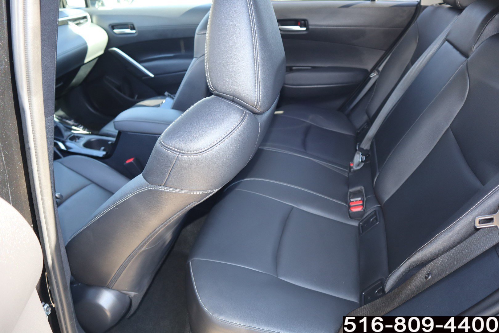 Used 2023 Toyota Corolla Cross XLE w/ Convenience Package image 17