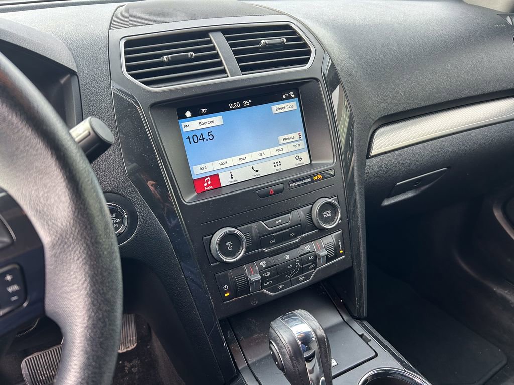 Used 2018 Ford Explorer XLT w/ Equipment Group 201A image 23