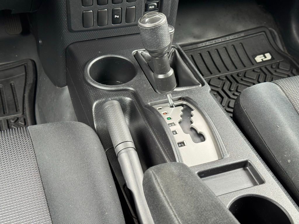 Used 2008 Toyota FJ Cruiser 4WD image 16