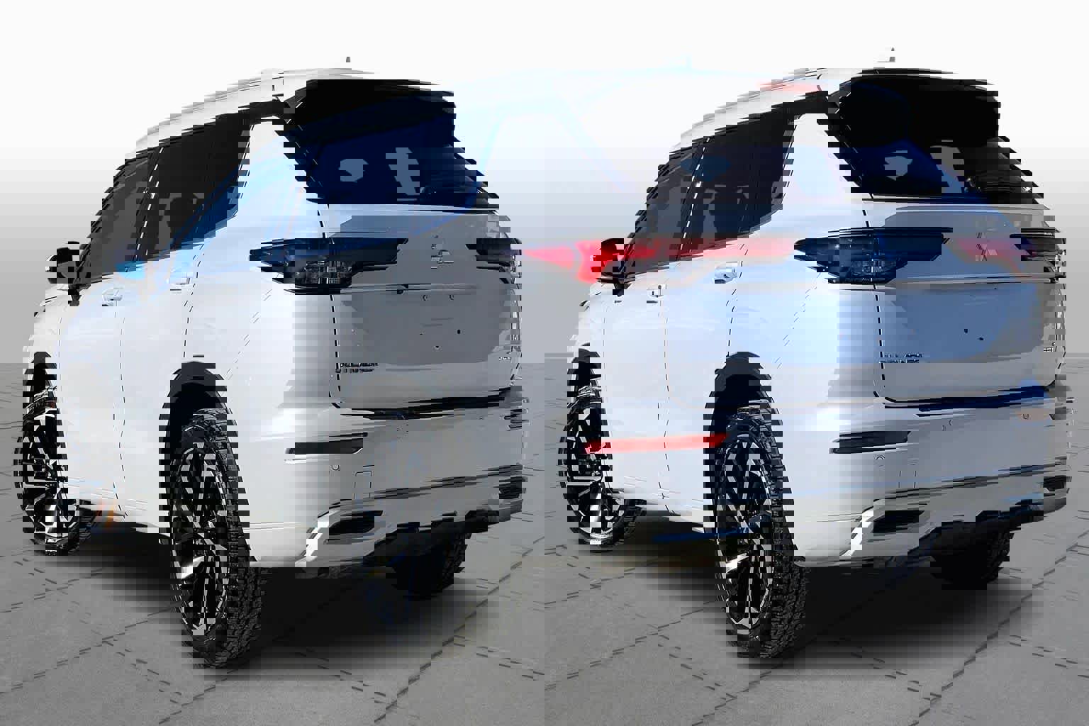 Used 2022 Mitsubishi Outlander SEL image 12