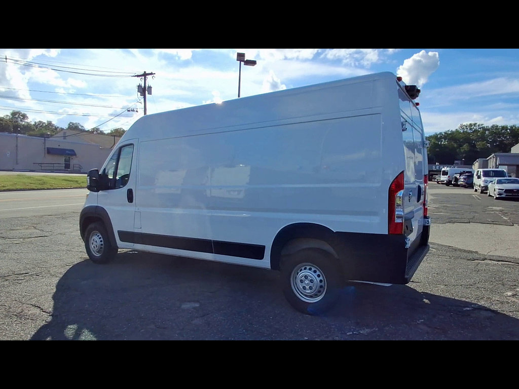 Used 2026 RAM ProMaster 2500 w/ Convenience Group FWD image 6