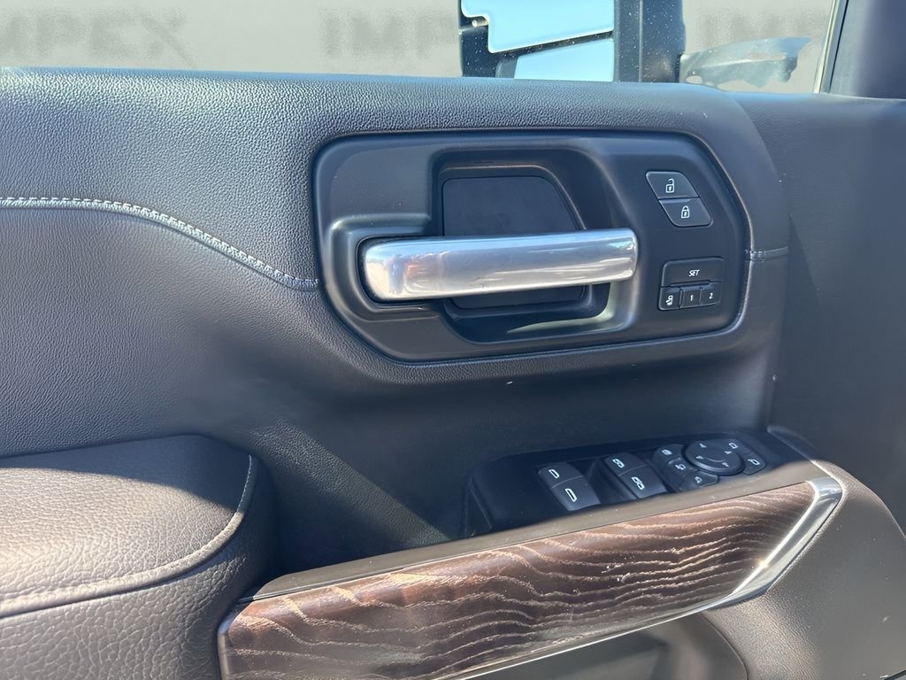 Used 2023 GMC Sierra 2500 Denali w/ Denali Ultimate Package image 30