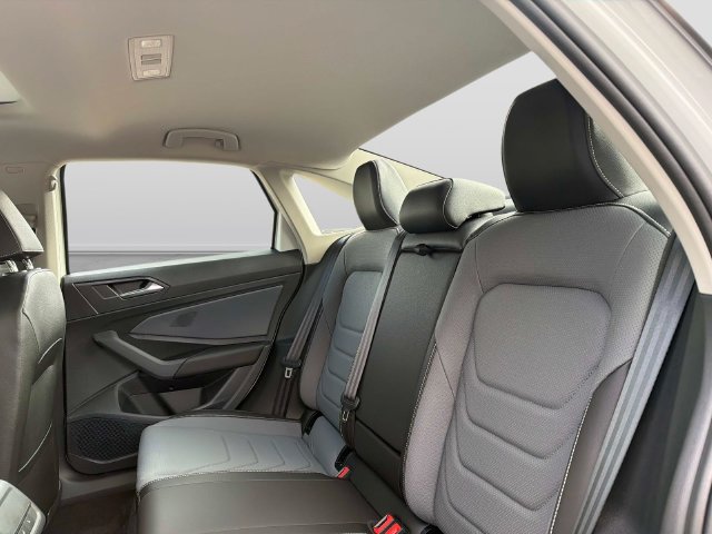 New 2027 Volkswagen Jetta SEL FWD image 13