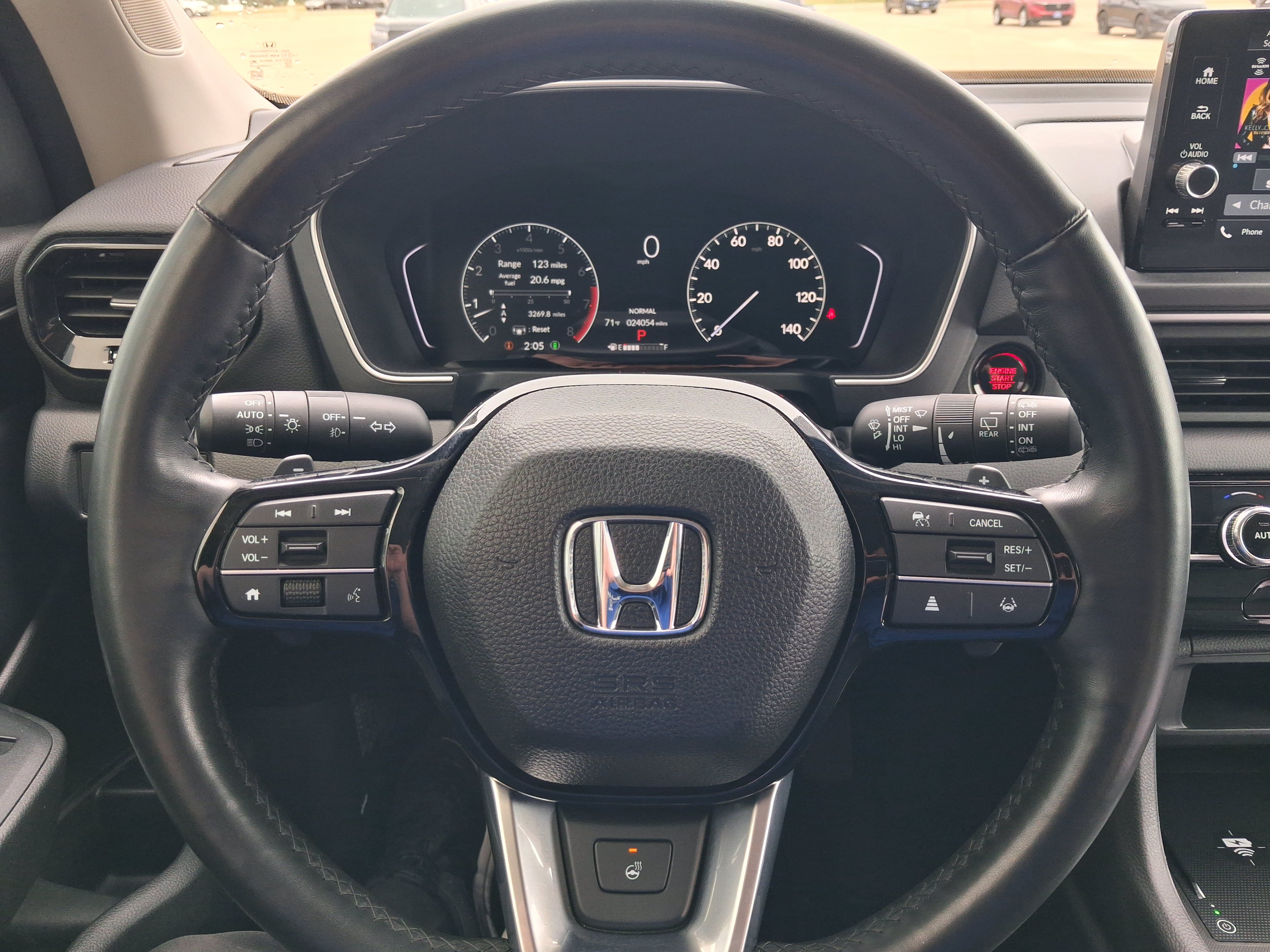 Used 2025 Honda Pilot EX-L image 9