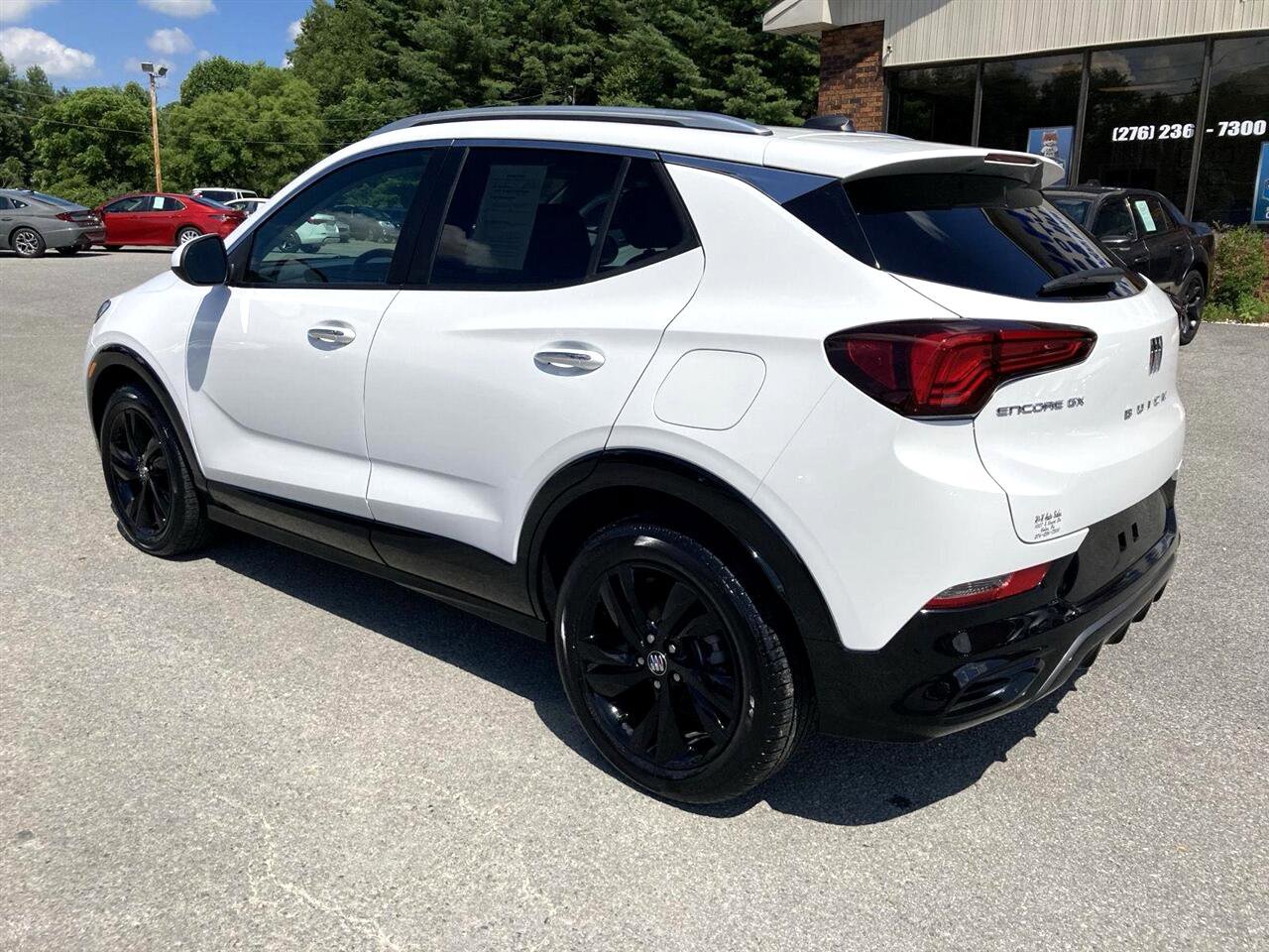 Used 2024 Buick Encore GX Sport Touring w/ Comfort Package image 7
