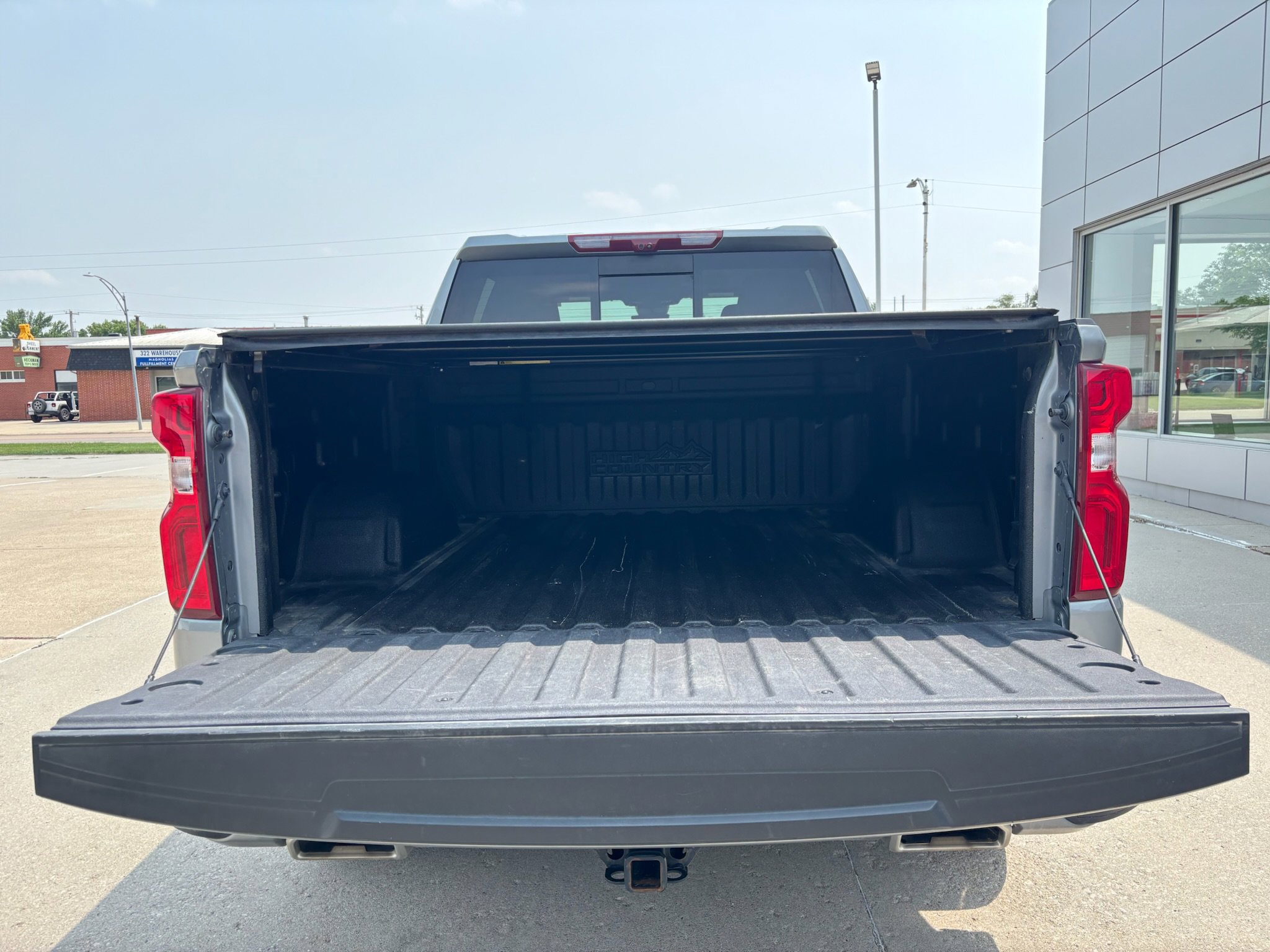 Used 2023 Chevrolet Silverado 1500 High Country w/ High Country Premium Package image 8