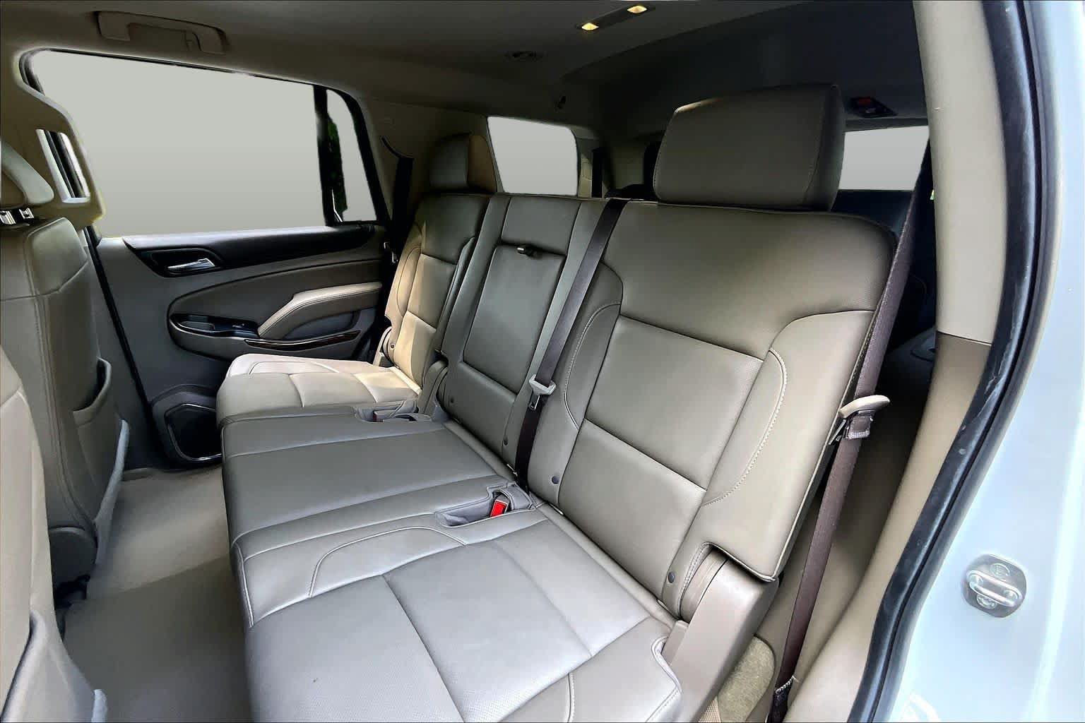 Used 2017 GMC Yukon SLT RWD image 19