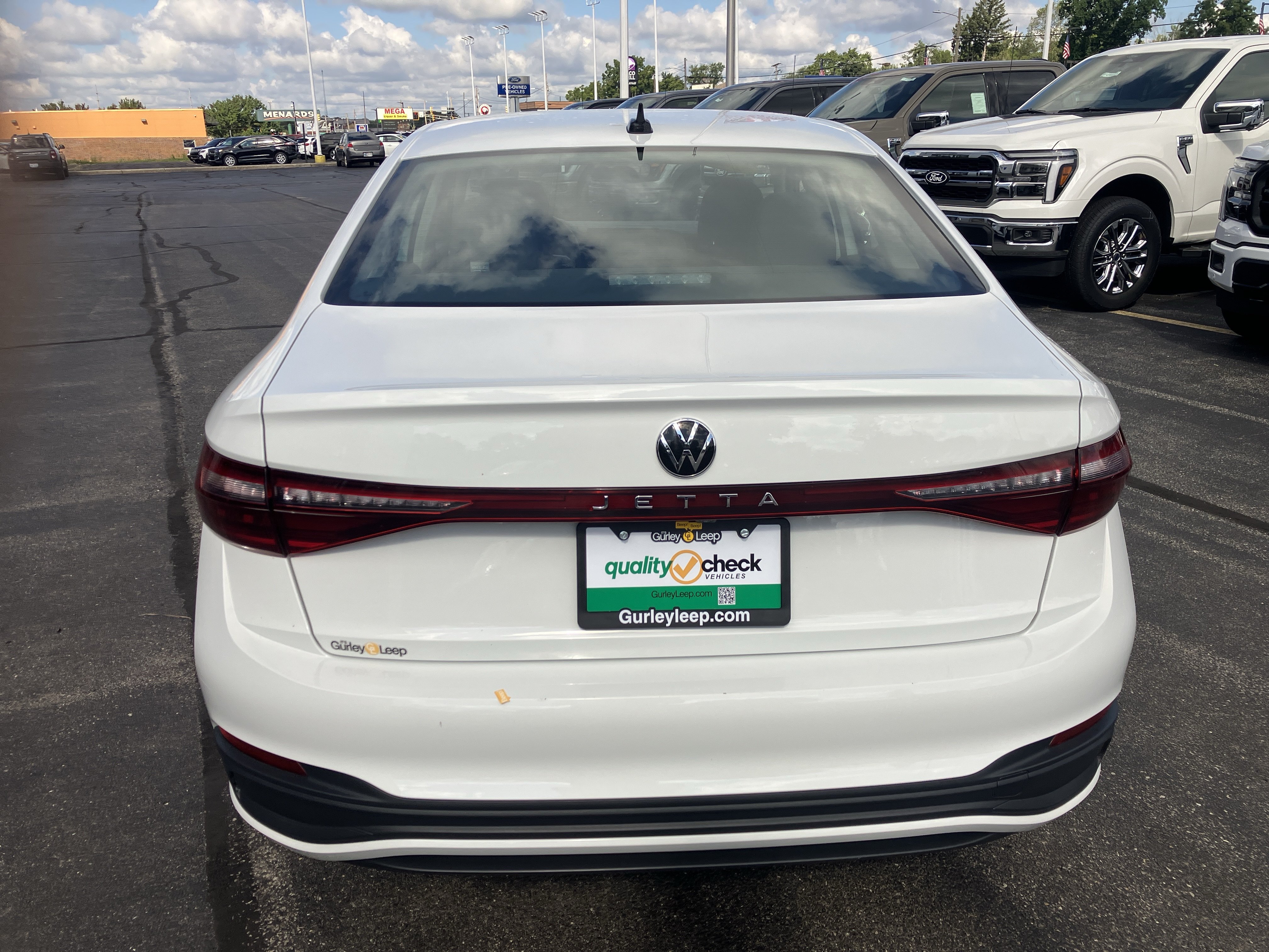 Used 2025 Volkswagen Jetta S FWD image 7