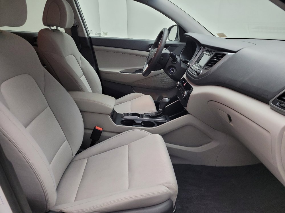 Used 2017 Hyundai Tucson SE w/ SE Popular Package 02 AWD/4WD image 21