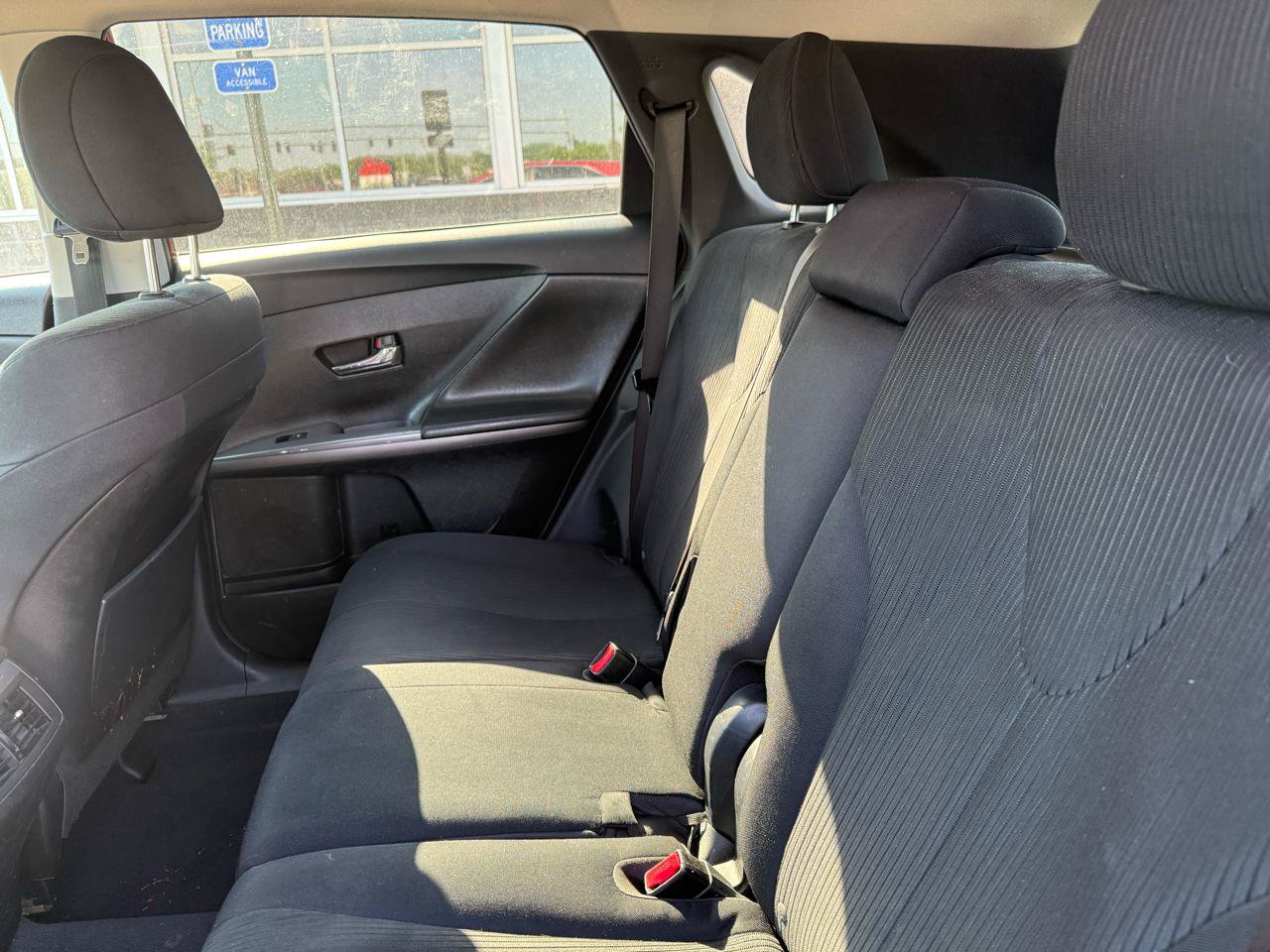 Used 2015 Toyota Venza LE AWD/4WD image 8