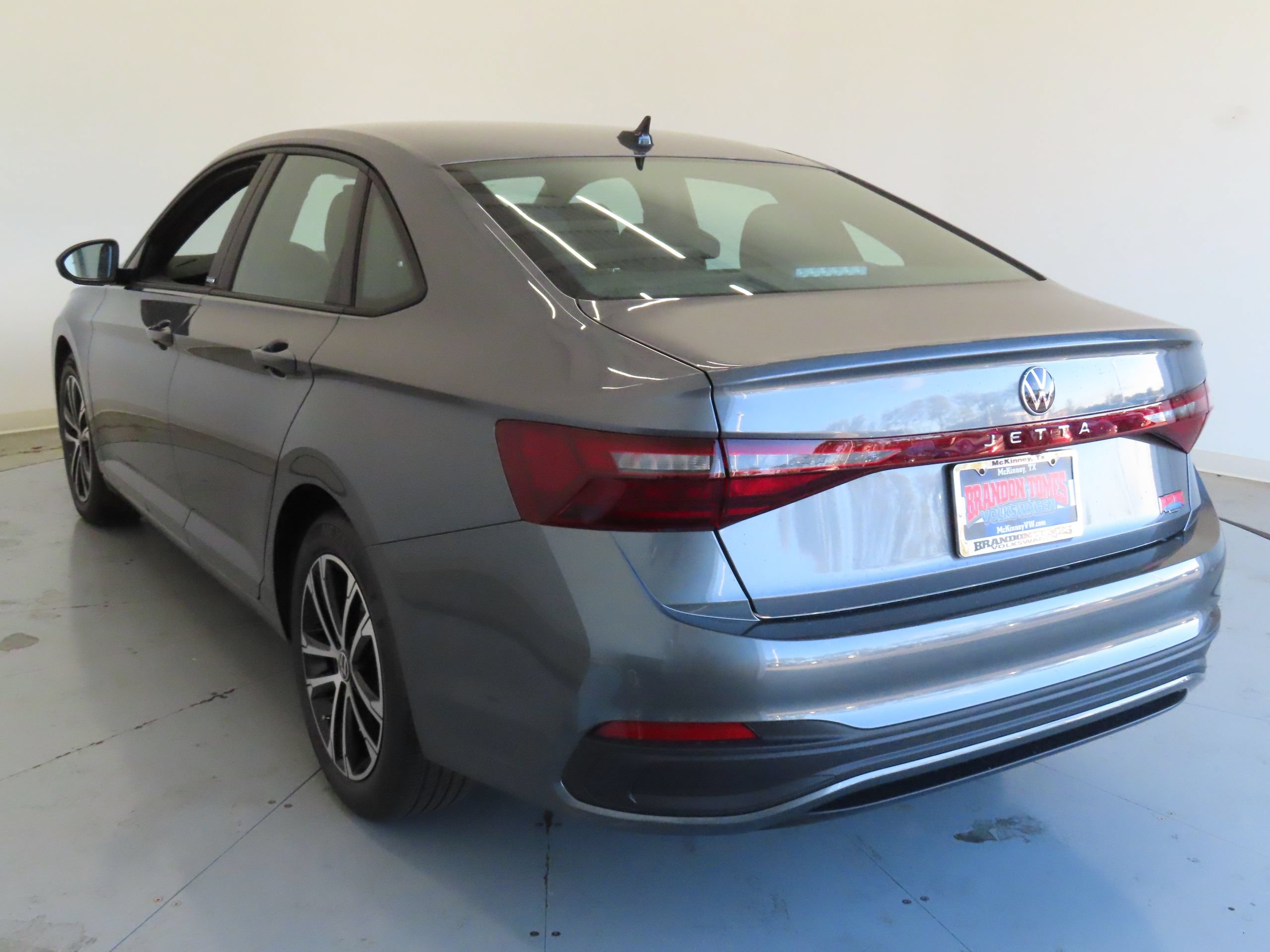 New 2026 Volkswagen Jetta Sport FWD image 6