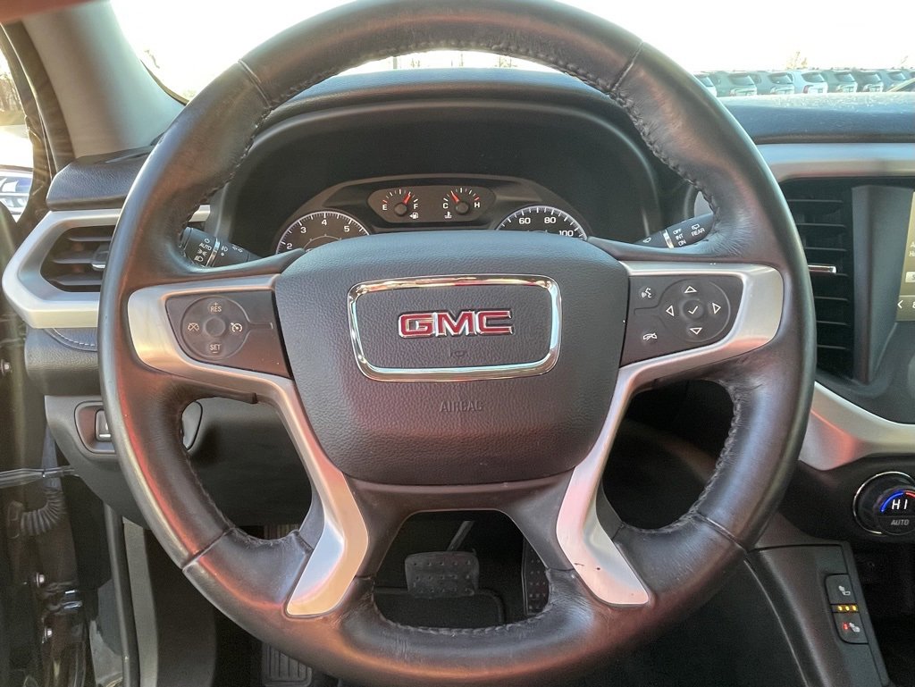 Used 2017 GMC Acadia SLE image 11