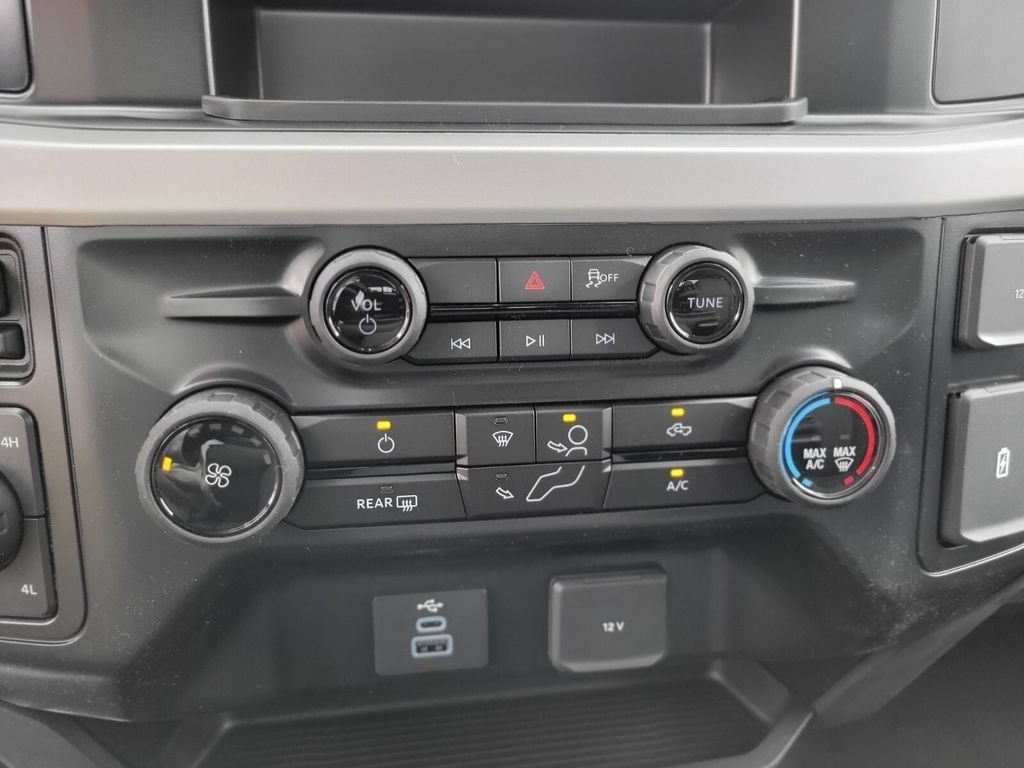 New 2026 Ford F250 XL w/ STX Appearance Package AWD/4WD image 19