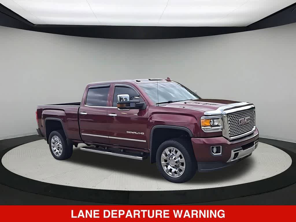 Used 2016 GMC Sierra 2500 Denali w/ Driver Alert Package AWD/4WD image 2