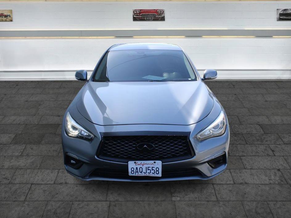 Used 2018 INFINITI Q50 Luxe w/ Essential Package (2.0T Luxe) RWD image 2