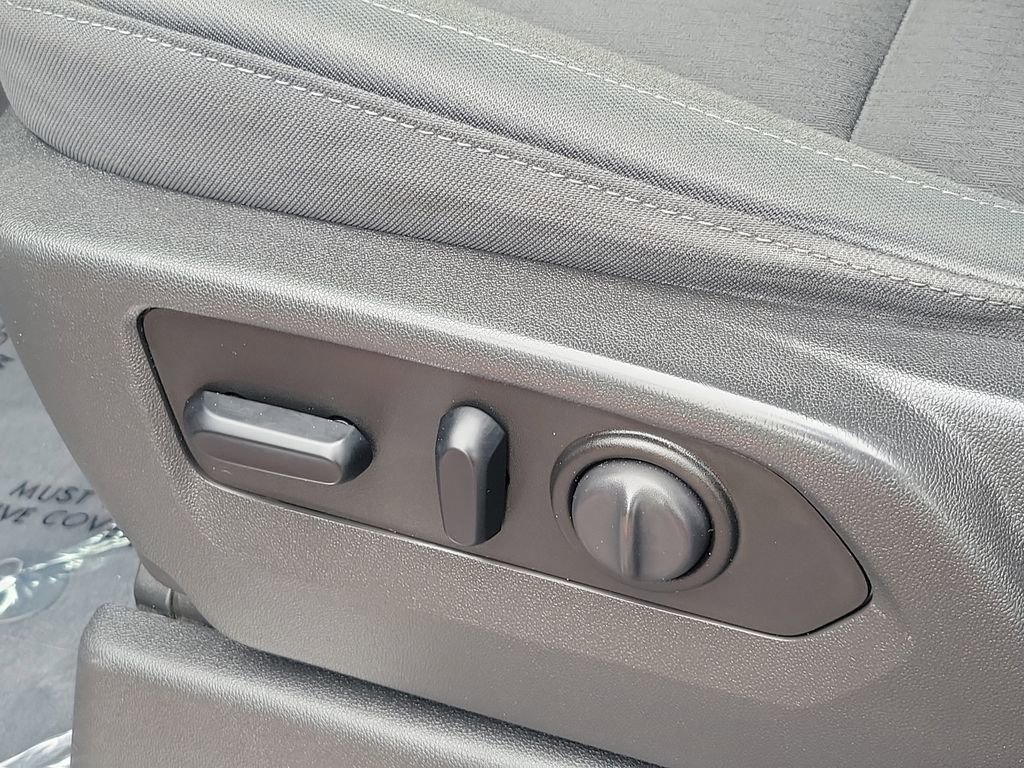 Used 2019 Chevrolet Silverado 1500 RST w/ All-Star Edition image 17