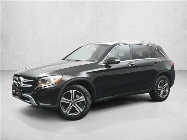 Used 2018 Mercedes-Benz GLC 300 4MATIC image 2