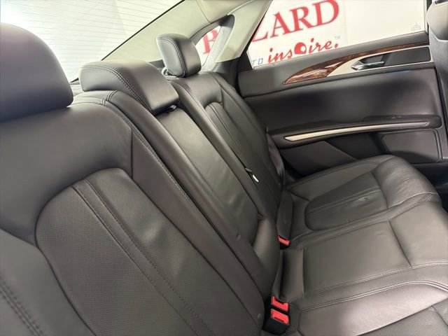 Used 2013 Lincoln MKZ image 18