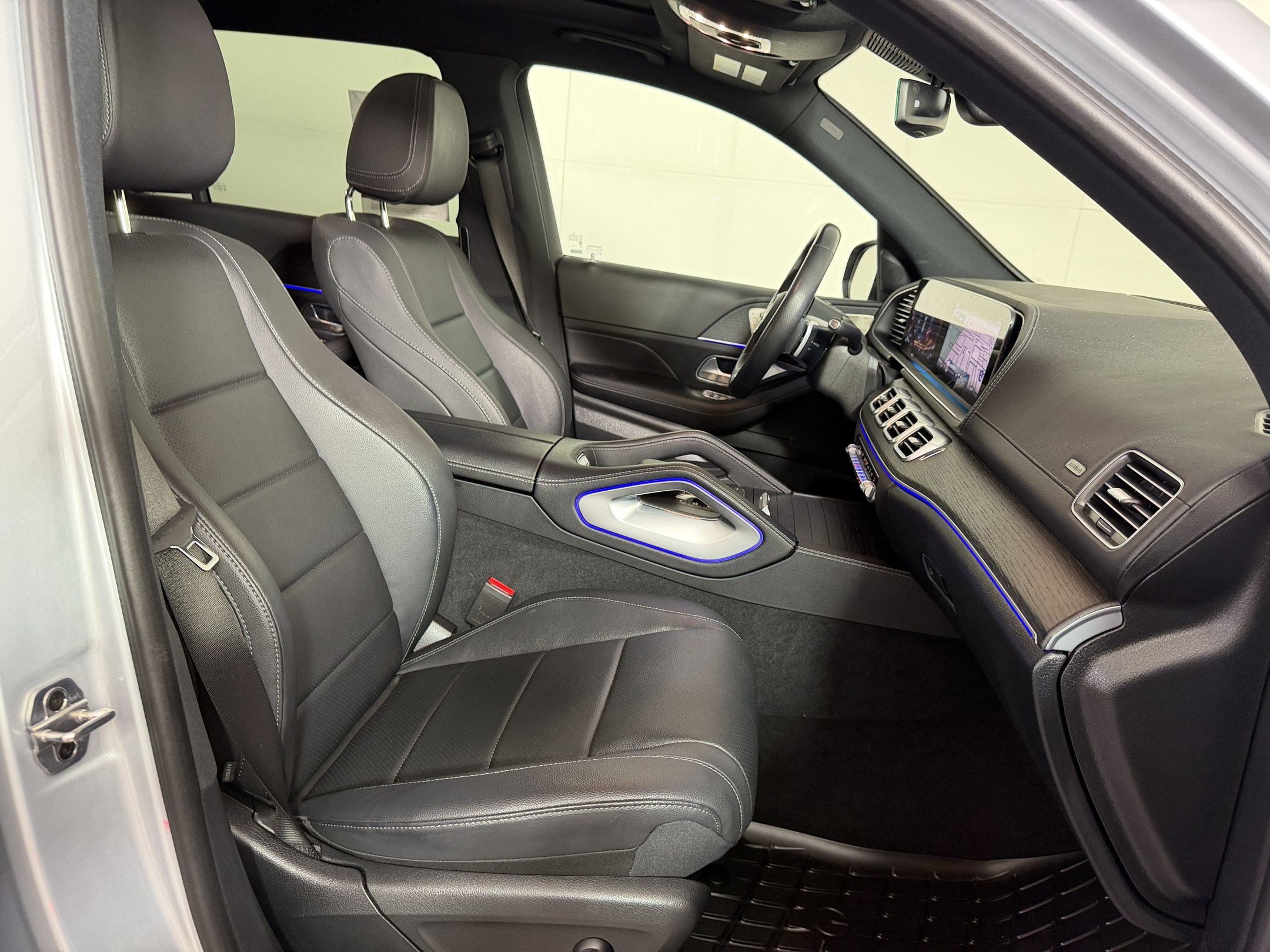 Certified 2024 Mercedes-Benz GLS 450 4MATIC image 25