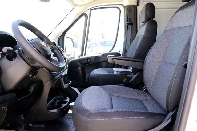 New 2026 RAM ProMaster 2500 w/ Convenience Group image 10