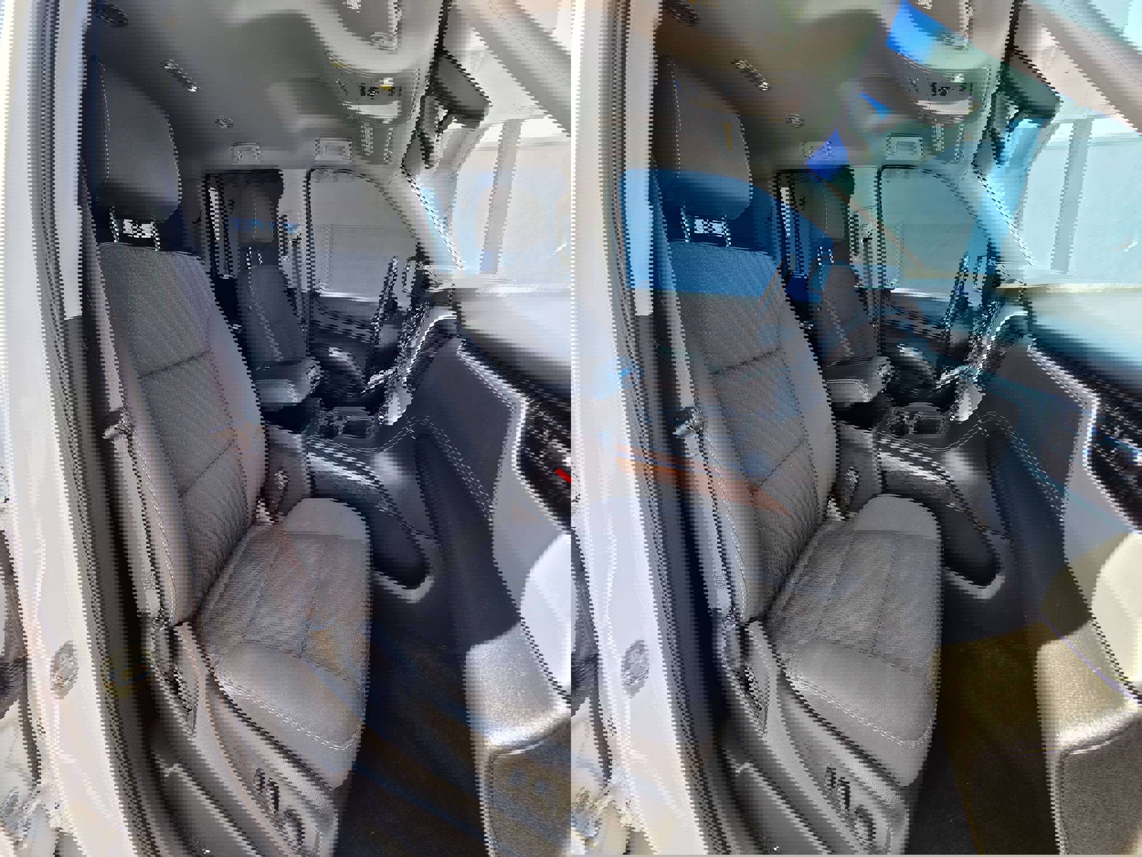 Used 2018 GMC Yukon XL SLE w/ Convenience Package RWD image 16