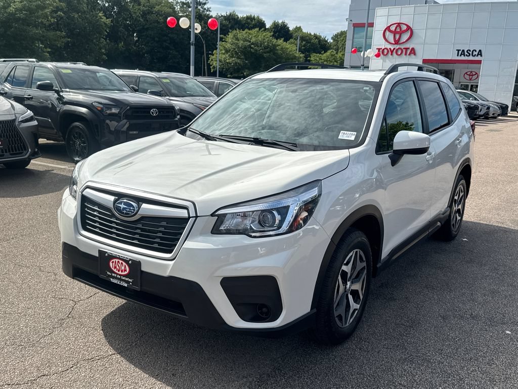 Used 2020 Subaru Forester Premium AWD/4WD image 3