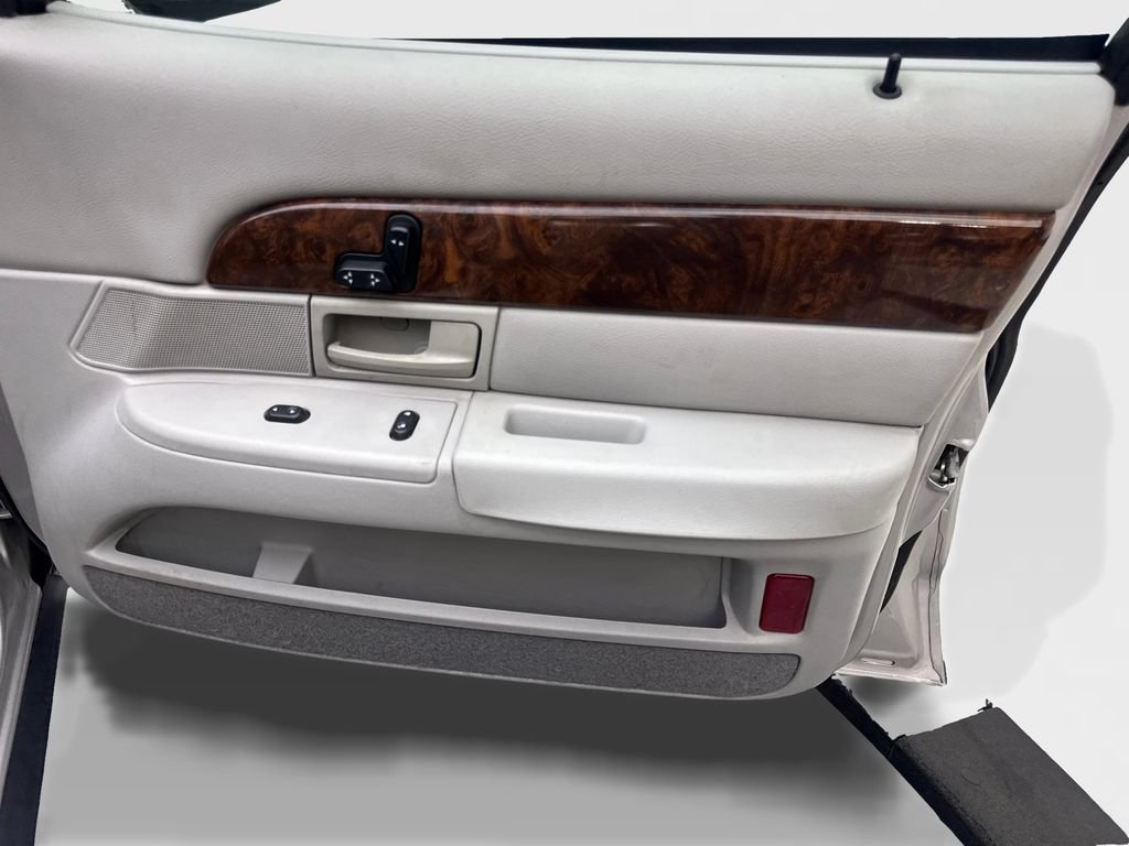 Used 2004 Mercury Grand Marquis LS RWD image 20