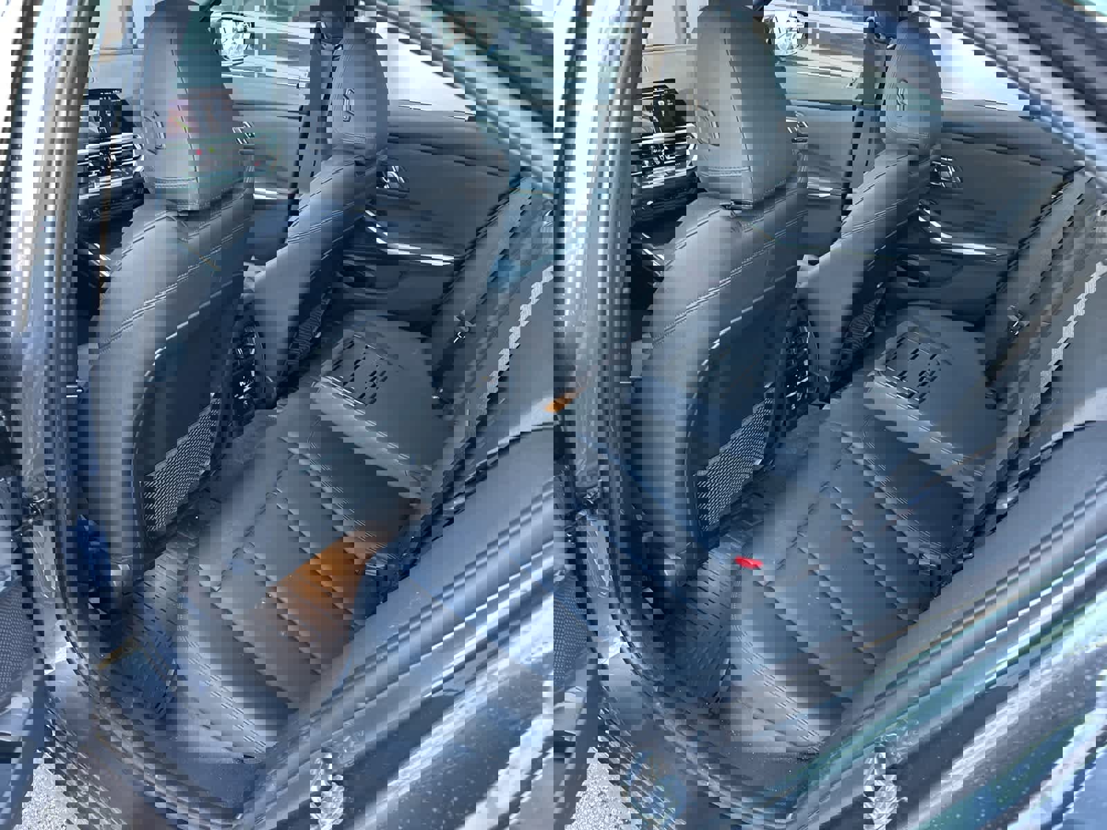 Used 2019 BMW 330i xDrive Sedan w/ Convenience Package image 18