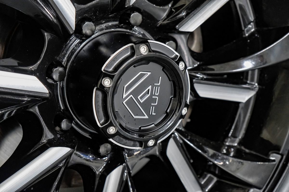 Used 2024 Ford F350 Limited w/ FX4 Off-Road Package image 59