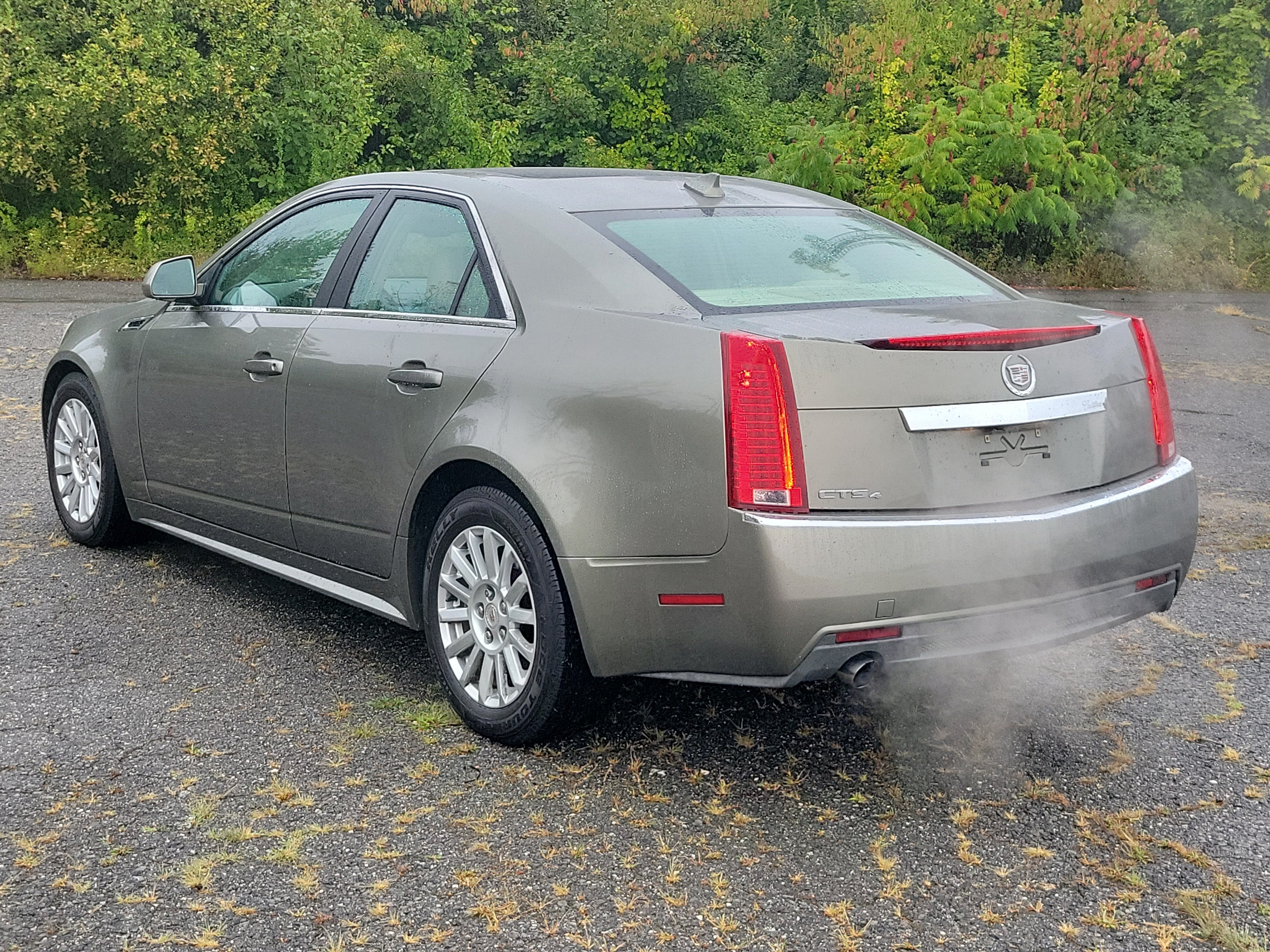 Used 2011 Cadillac CTS Luxury AWD/4WD image 7