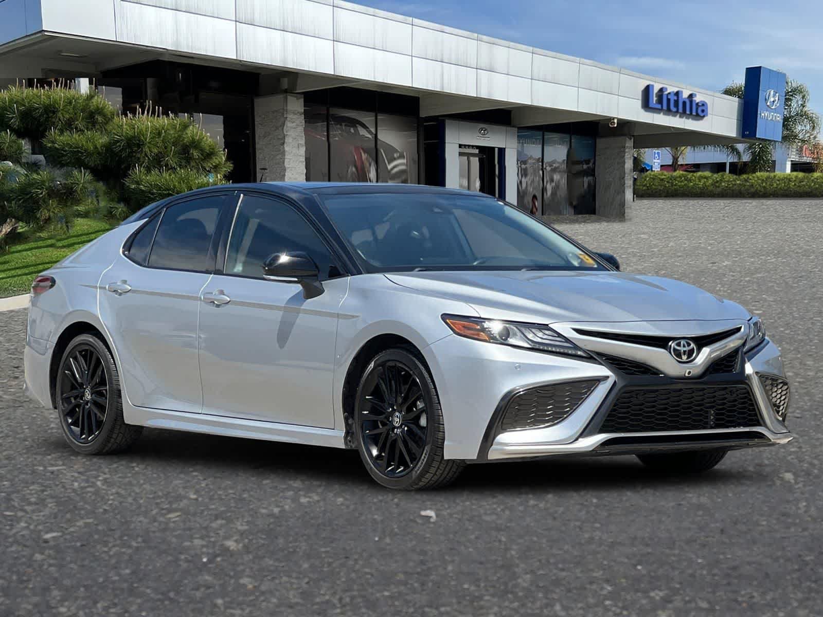 Used 2021 Toyota Camry XSE w/ Navigation Package FWD image 10