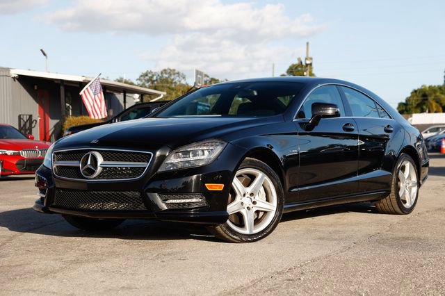 Used 2012 Mercedes-Benz CLS 550 4MATIC w/ Premium I Pkg image 1