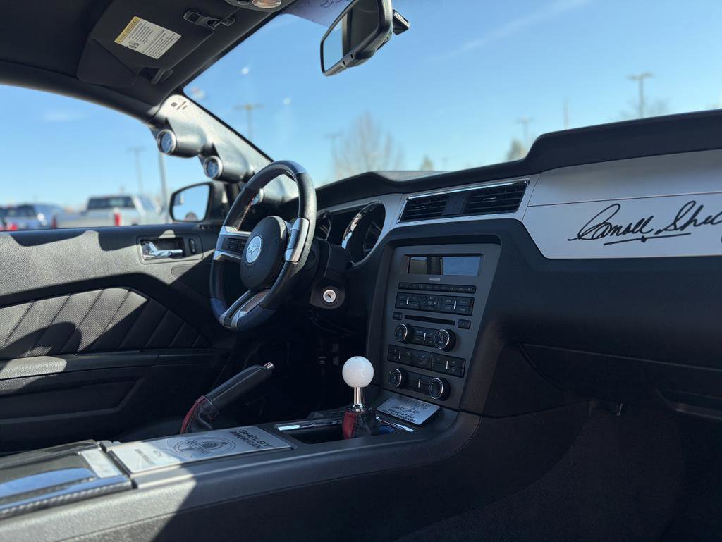 Used 2011 Ford Mustang GT Premium image 32