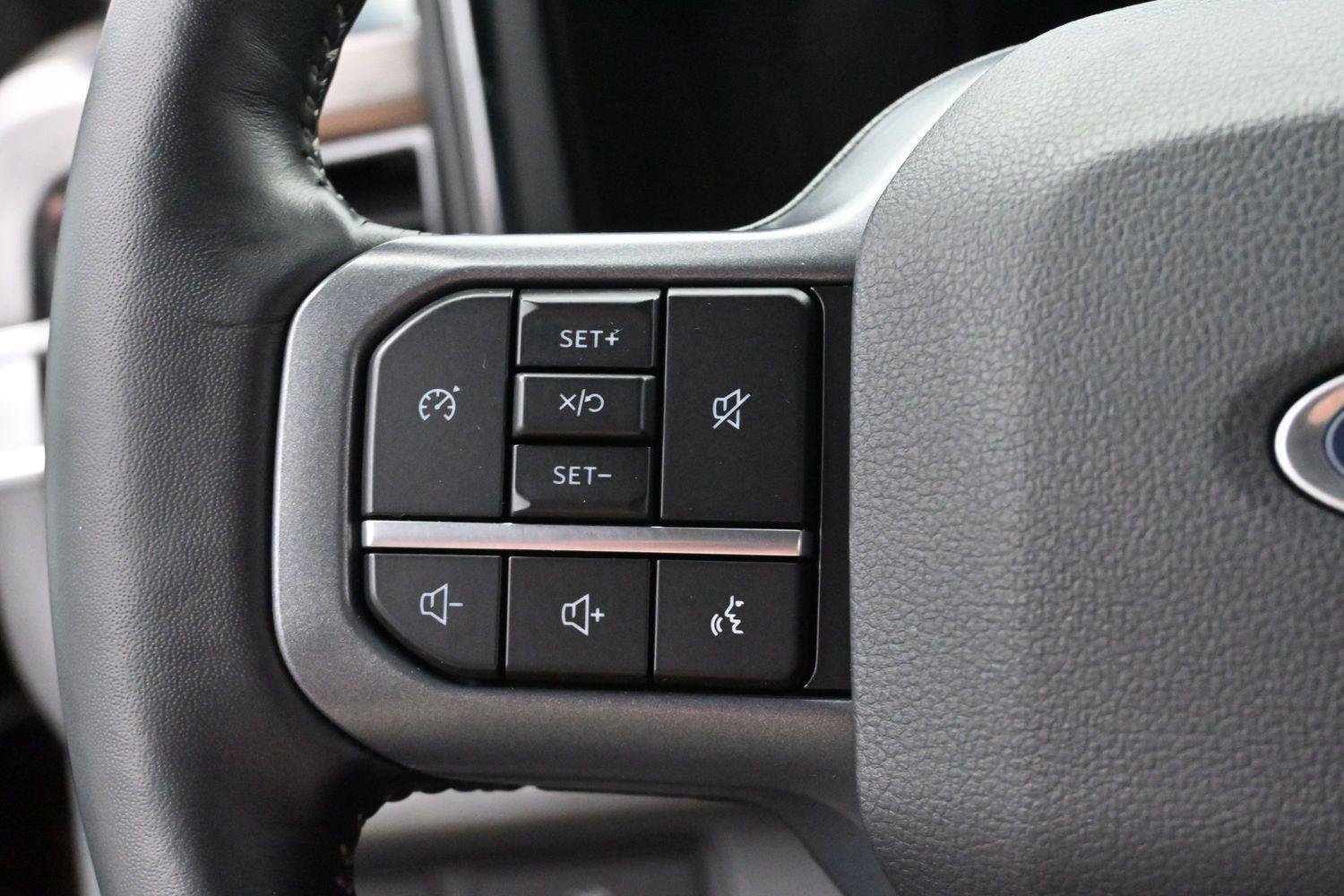 Used 2024 Ford F250 Lariat AWD/4WD image 16