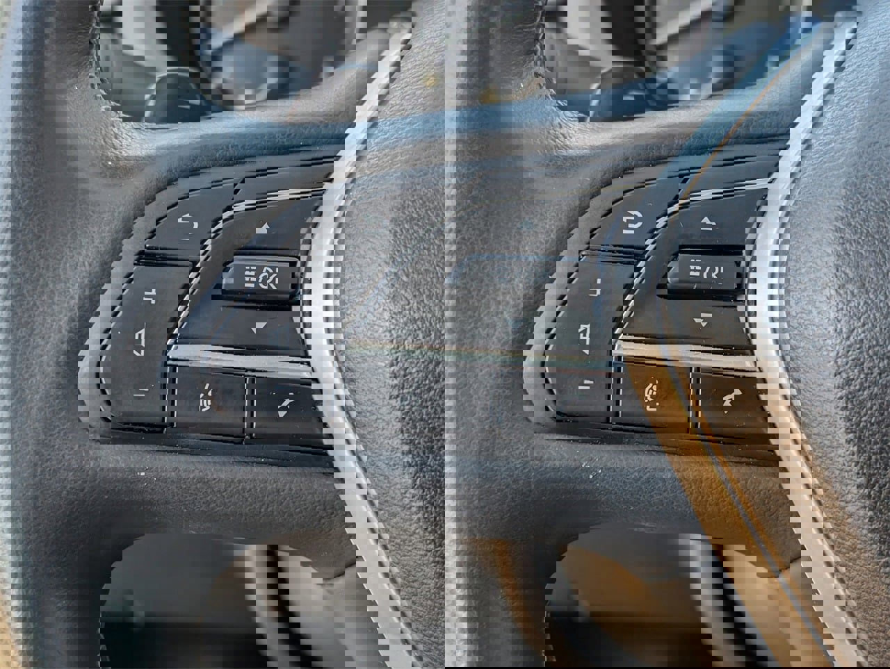 Used 2022 INFINITI QX50 Luxe image 22