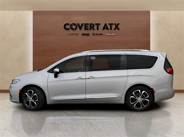 New 2026 Chrysler Pacifica Pinnacle image 2