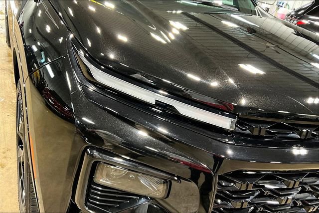 Used 2024 Chevrolet Traverse RS w/ LPO, Floor Liner Package FWD image 29