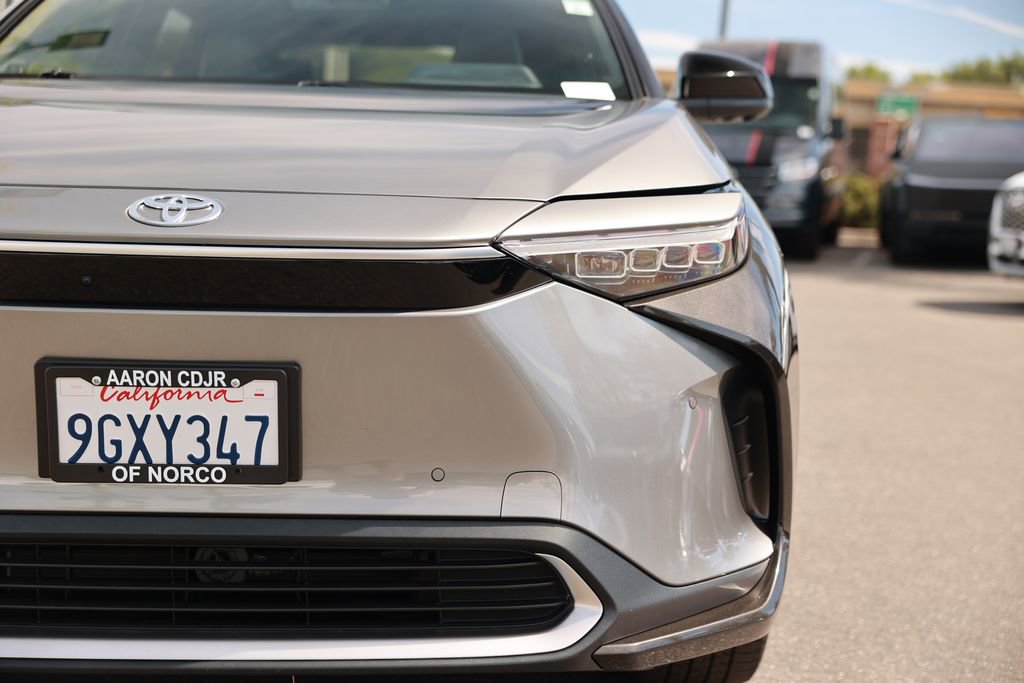 Used 2023 Toyota bZ4X Limited image 5