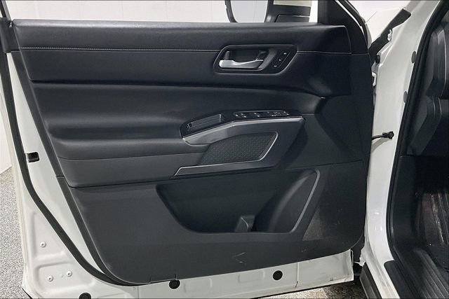 Used 2023 Nissan Pathfinder SL image 21