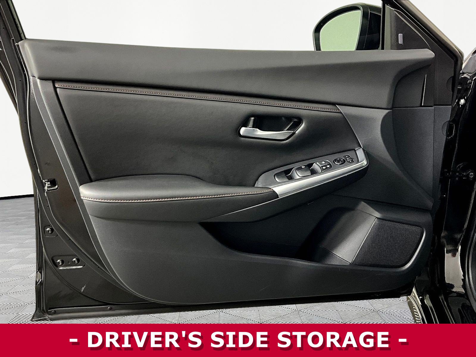 Certified 2023 Nissan Sentra SR w/ Midnight Edition Package FWD image 19