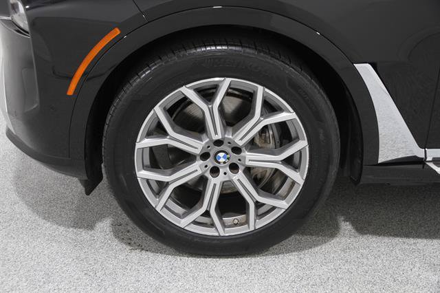 Used 2026 BMW X7 xDrive40i AWD/4WD image 23